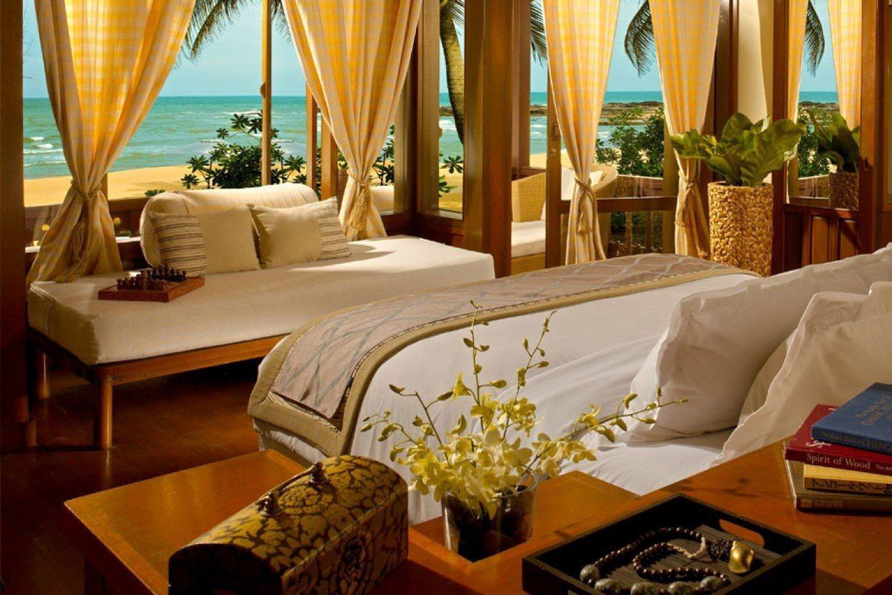 Tanjong Jara Resort, Terengganu - A Small Luxury Hotels Of The World Дунґун Екстер'єр фото A room at the Four Seasons Resort