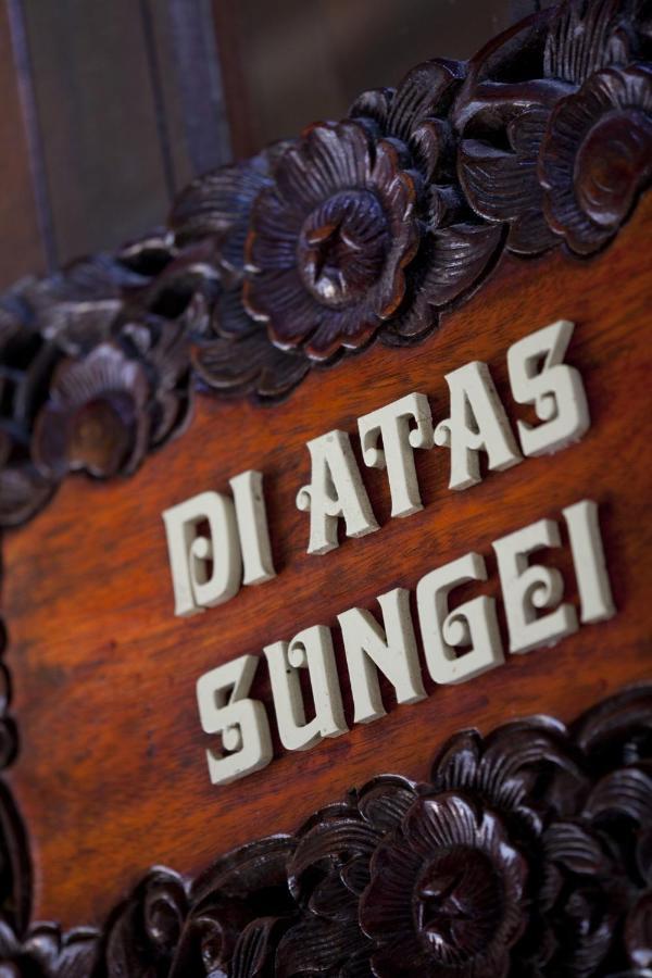 Tanjong Jara Resort, Terengganu - A Small Luxury Hotels Of The World Дунґун Екстер'єр фото The nameplate of the Diatas-König-Preis