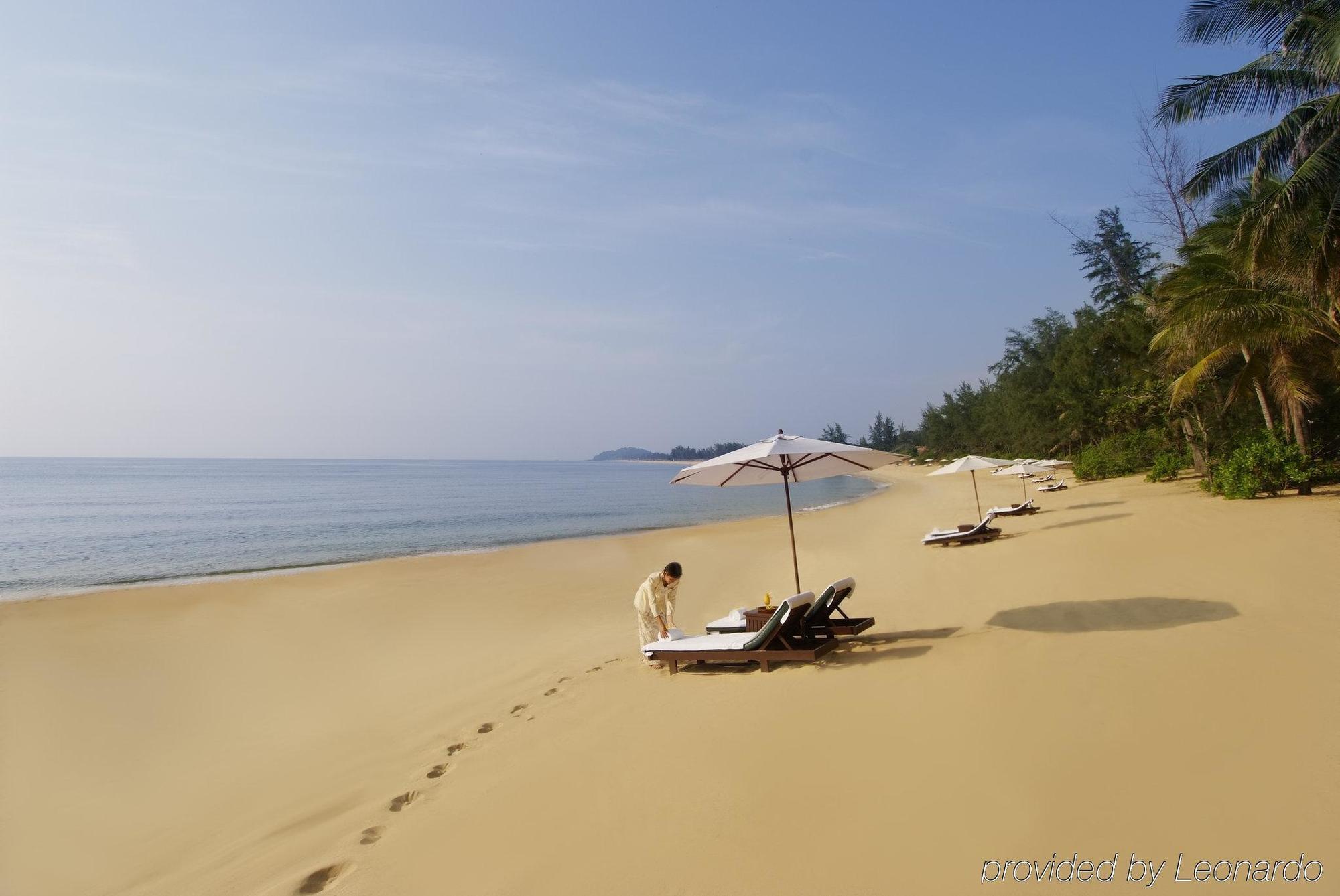 Tanjong Jara Resort, Terengganu - A Small Luxury Hotels Of The World Дунґун Зручності фото Beach at Pangkor Laut Resort