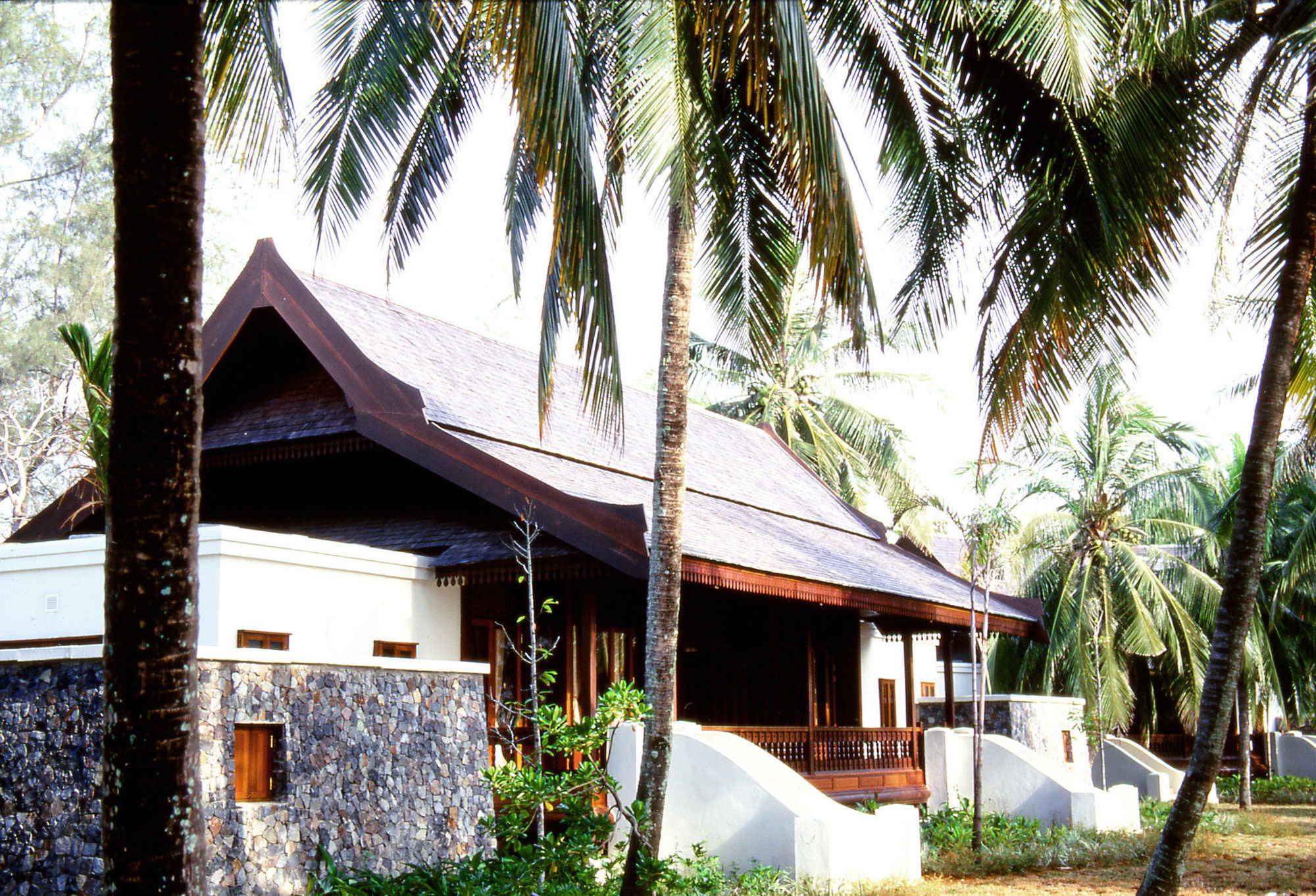 Tanjong Jara Resort, Terengganu - A Small Luxury Hotels Of The World Дунґун Екстер'єр фото A villa at the resort